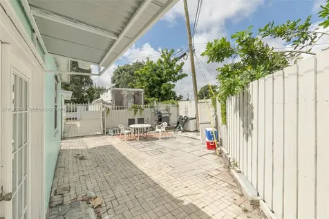 8510 NW 30th Place Miami FL 33147