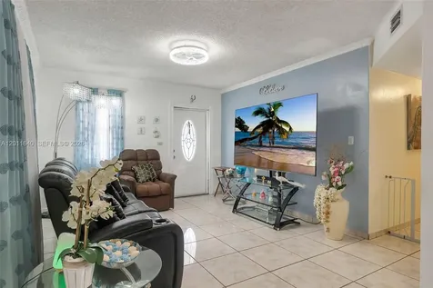 8510 NW 30th Place Miami FL 33147