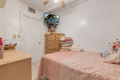 8510 NW 30th Place Miami FL 33147
