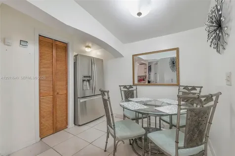 8510 NW 30th Place Miami FL 33147