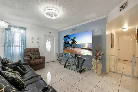 8510 NW 30th Place Miami FL 33147