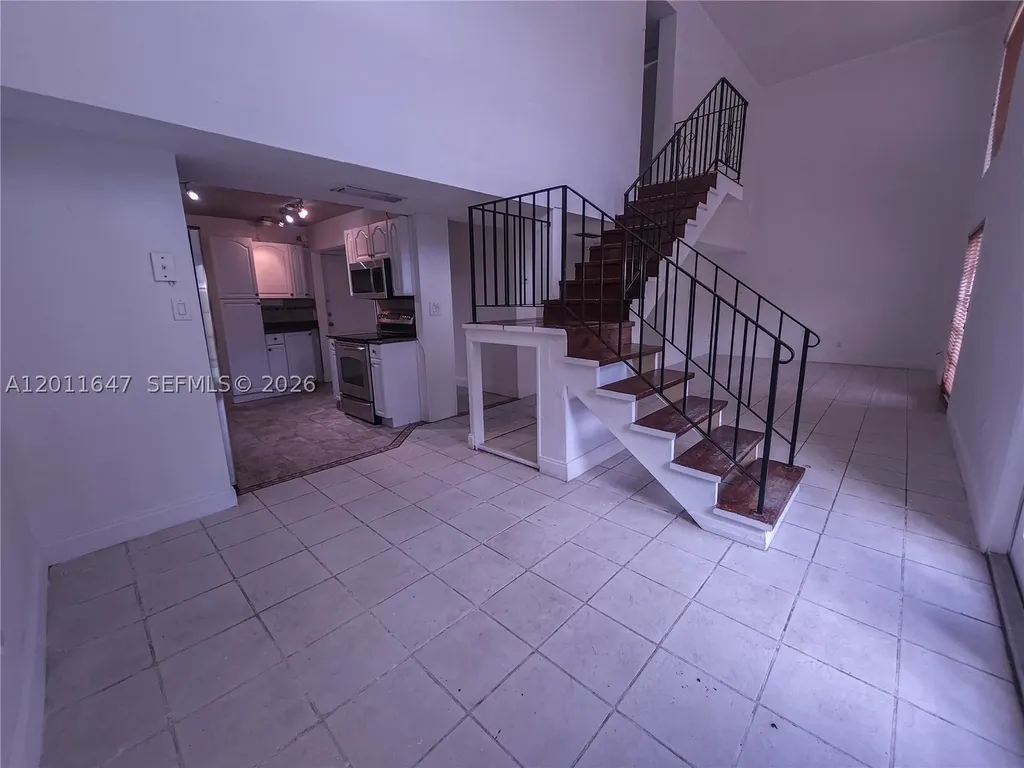 10907 N Kendall Drive Miami FL 33176
