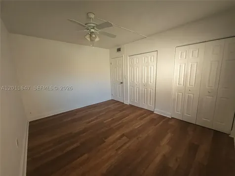 10907 N Kendall Drive Miami FL 33176