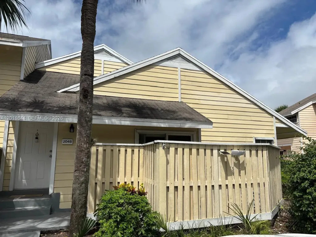 2048 Champions Way North Lauderdale FL 33068