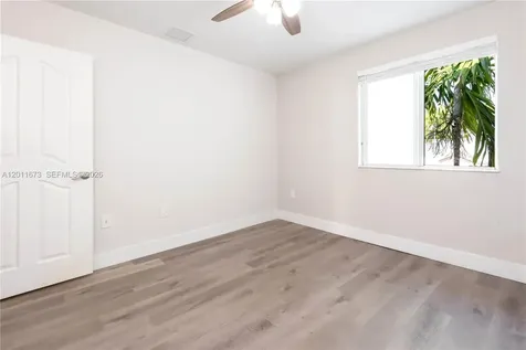8902 NW 109th Court Doral FL 33178