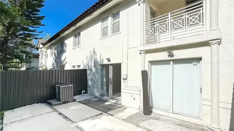 8902 NW 109th Court Doral FL 33178