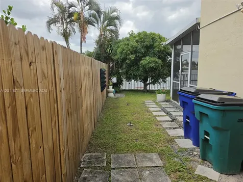 6178 Buena Vista Drive Margate FL 33063