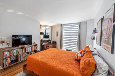 4000 Towerside Terrace Miami FL 33138