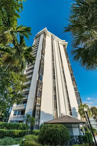 4000 Towerside Terrace Miami FL 33138