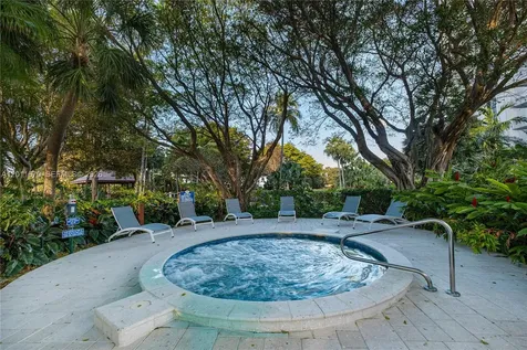 4000 Towerside Terrace Miami FL 33138