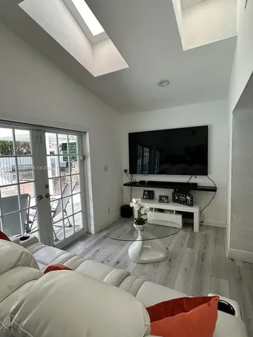 20420 SW 122nd Place Miami FL 33177