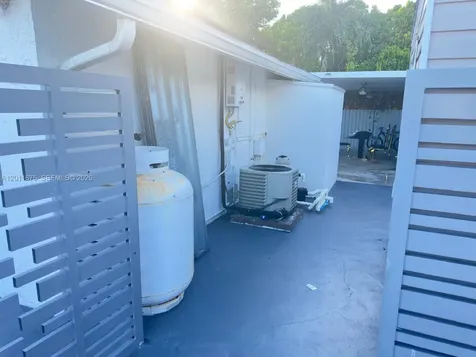 20420 SW 122nd Place Miami FL 33177