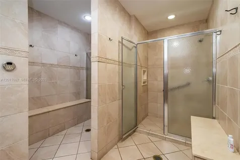 Hallandale Beach FL 33009