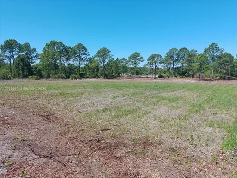 540 S Zambria Street Clewiston FL 33440
