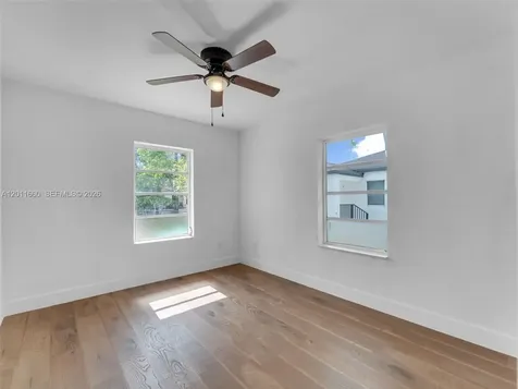 520 NW 32nd Place Miami FL 33125