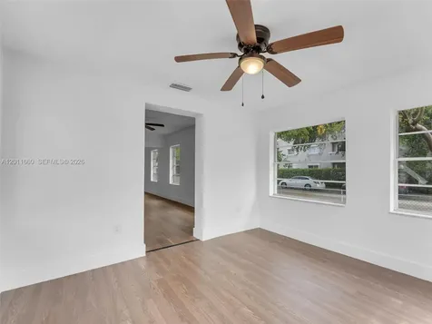 520 NW 32nd Place Miami FL 33125