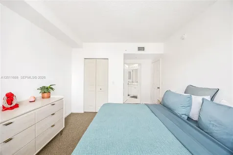 17100 N Bay Road Sunny Isles Beach FL 33160