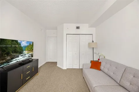 17100 N Bay Road Sunny Isles Beach FL 33160
