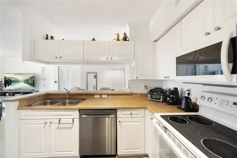 17100 N Bay Road Sunny Isles Beach FL 33160