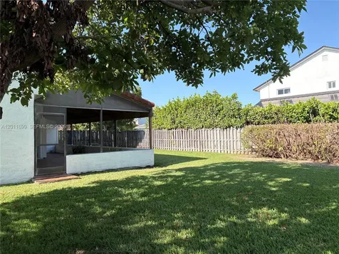 6700 SW 104th Court Miami FL 33173