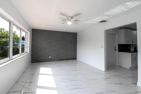 510 NW 97th Terrace Pembroke Pines FL 33024