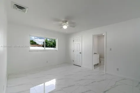 510 NW 97th Terrace Pembroke Pines FL 33024