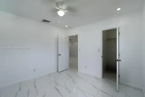 510 NW 97th Terrace Pembroke Pines FL 33024