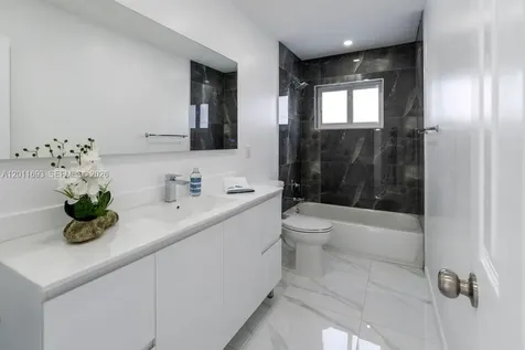 510 NW 97th Terrace Pembroke Pines FL 33024