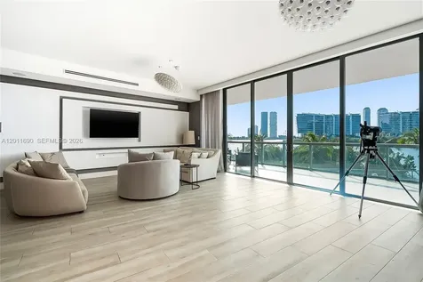 3300 NE 188th Street Aventura FL 33180