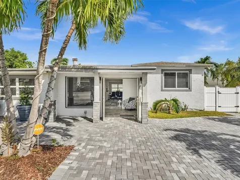 100 NW 8th Avenue Hallandale Beach FL 33009