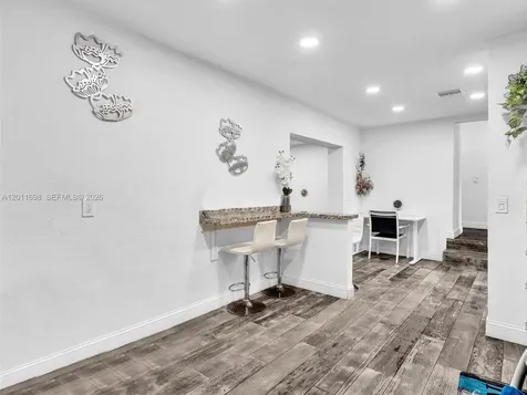 100 NW 8th Avenue Hallandale Beach FL 33009