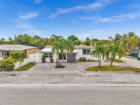 100 NW 8th Avenue Hallandale Beach FL 33009