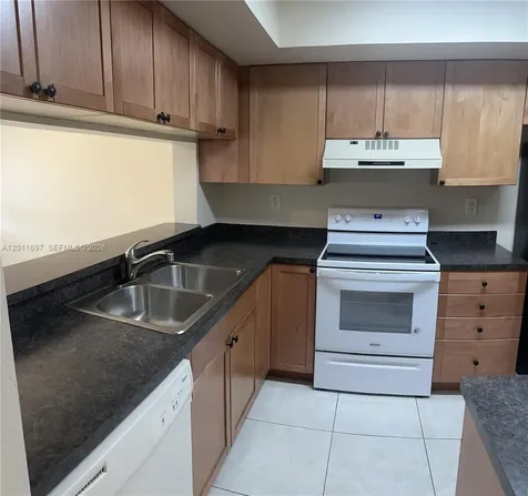 7885 NW 7th Court Plantation FL 33324
