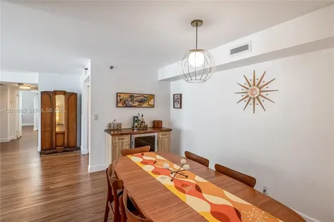 4000 Towerside Terrace Miami FL 33138