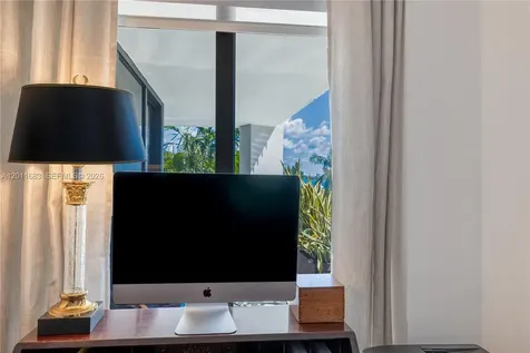 4000 Towerside Terrace Miami FL 33138