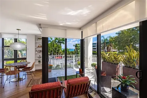 4000 Towerside Terrace Miami FL 33138