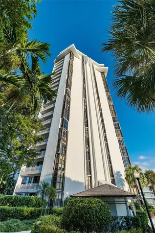 4000 Towerside Terrace Miami FL 33138