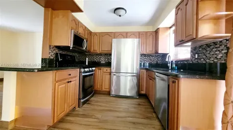 1124 NE 7th Street Hallandale Beach FL 33009