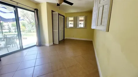 1124 NE 7th Street Hallandale Beach FL 33009