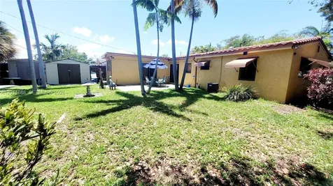 1124 NE 7th Street Hallandale Beach FL 33009