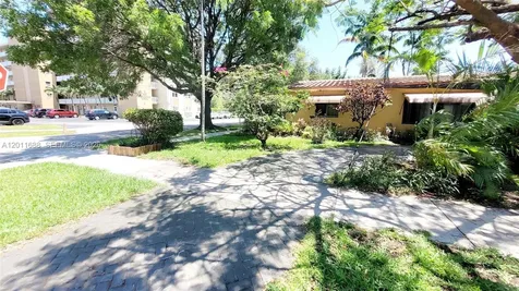 1124 NE 7th Street Hallandale Beach FL 33009