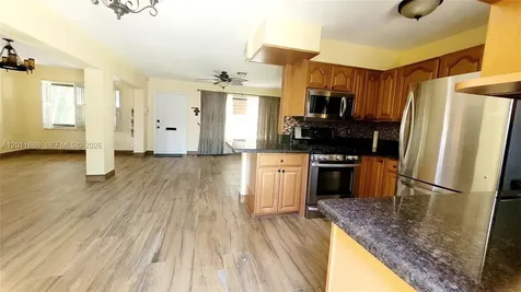 1124 NE 7th Street Hallandale Beach FL 33009