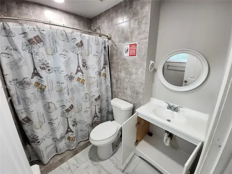 7761 NW 42nd Place Coral Springs FL 33065