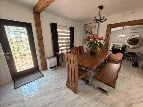 315 W 62nd Street Hialeah FL 33012