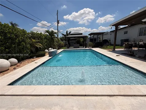 315 W 62nd Street Hialeah FL 33012