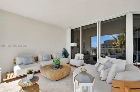 705 Crandon Boulevard Key Biscayne FL 33149