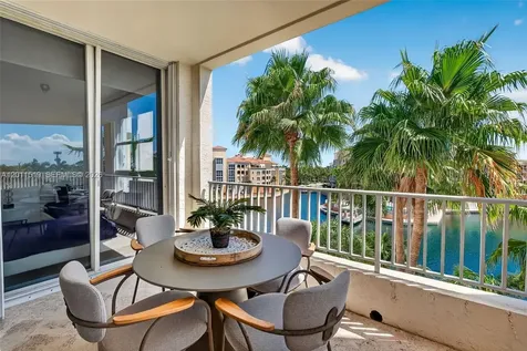705 Crandon Boulevard Key Biscayne FL 33149
