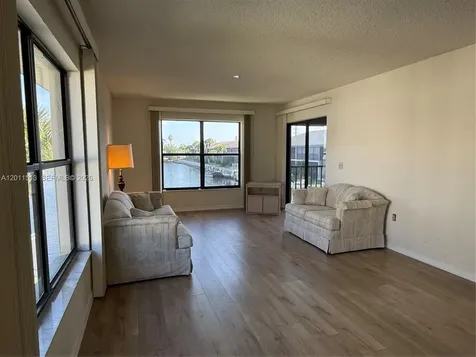 123 SW 47th Terrace Cape Coral FL 33914