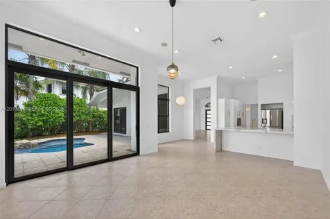 812 Regal Cove Road Weston FL 33327