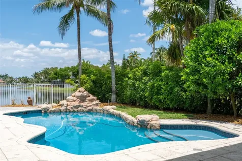 812 Regal Cove Road Weston FL 33327